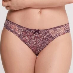 Slip Peau De Bete Luccia Swing 6 Slip Peau De Bete Luccia Swing -Magasin De Lingerie De Mode BL02459 9N3 WEB 1 bf5b31e9 cd14 4389 9c95 67f46278a407