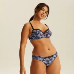 Culotte Noire SYDNEY JAVA 7 Culotte Noire SYDNEY JAVA -Magasin De Lingerie De Mode BL02663 9N0 WEB 3 42da6778 d48f 42d5 93e2 3547f09c58c4