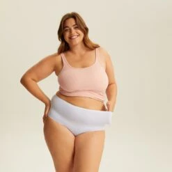 Culotte Très Haute One Size Star White JUST ONE MICRO -Magasin De Lingerie De Mode BL04600 016 WEB 3 8c473696 b54b 4de6 846e 71916fef3d3c