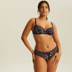 Soutien-gorge Emboîtant Avec Armatures Noir Gold LUCCIA TWIST 7 Soutien-gorge Emboîtant Avec Armatures Noir Gold LUCCIA TWIST -Magasin De Lingerie De Mode BL14609 9N5 WEB 3