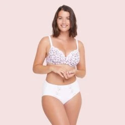 Soutien-gorge Emboîtant Avec Armatures Blanc Emily Coton 7 Soutien-gorge Emboîtant Avec Armatures Blanc Emily Coton -Magasin De Lingerie De Mode BL23330 9A2 WEB 3