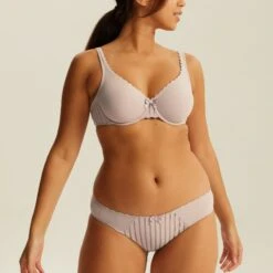 Soutien-gorge Emboîtant Avec Armatures Beige Noisette Stockholm -Magasin De Lingerie De Mode BL44446 042 WEB 31