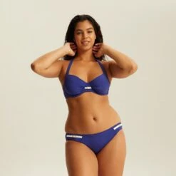 Haut De Maillot Avec Armatures NAVY PANTELLERIA -Magasin De Lingerie De Mode CS14110 A26 WEB 3 11f4a7cf 61c1 47cb 831b 7119d6b5546d