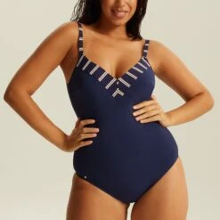 Maillot Une Pièce Sans Armatures Marine Précieux TAVOLARA -Magasin De Lingerie De Mode CS71103 A27 WEB 11